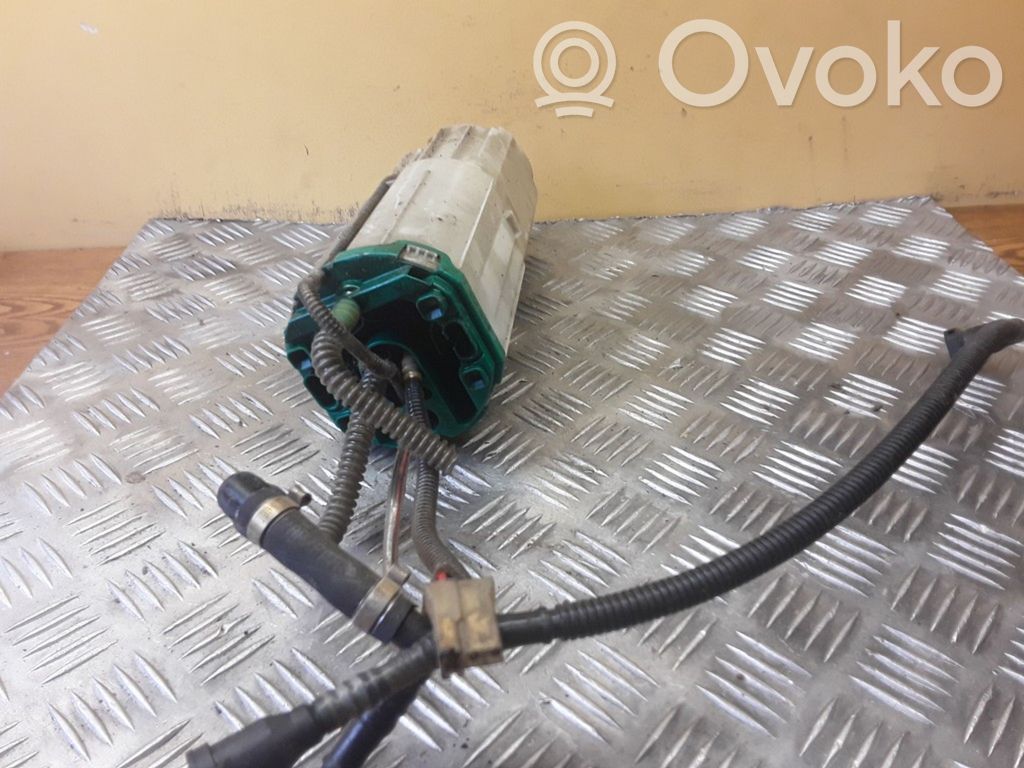 Audi A8 S8 D3 4E Bomba interna de combustible 