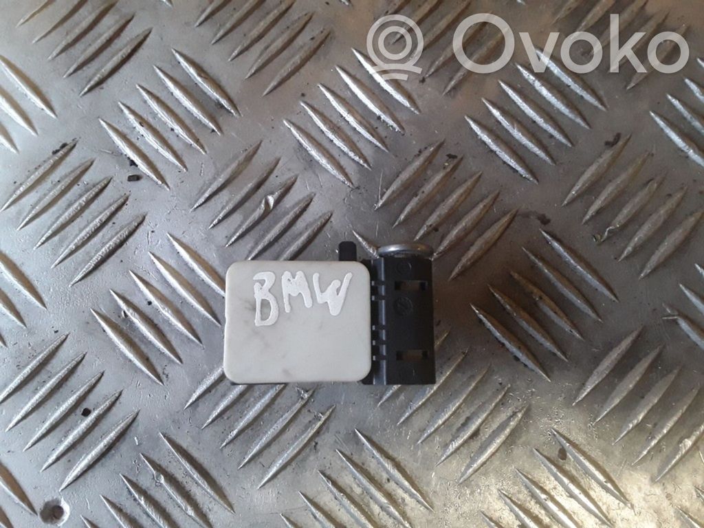 Sensor impacto/accidente para activar Airbag   6911003,0285003900