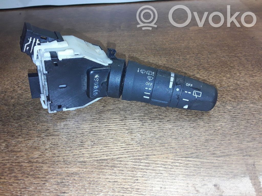 Wiper control stalk   NOCODE