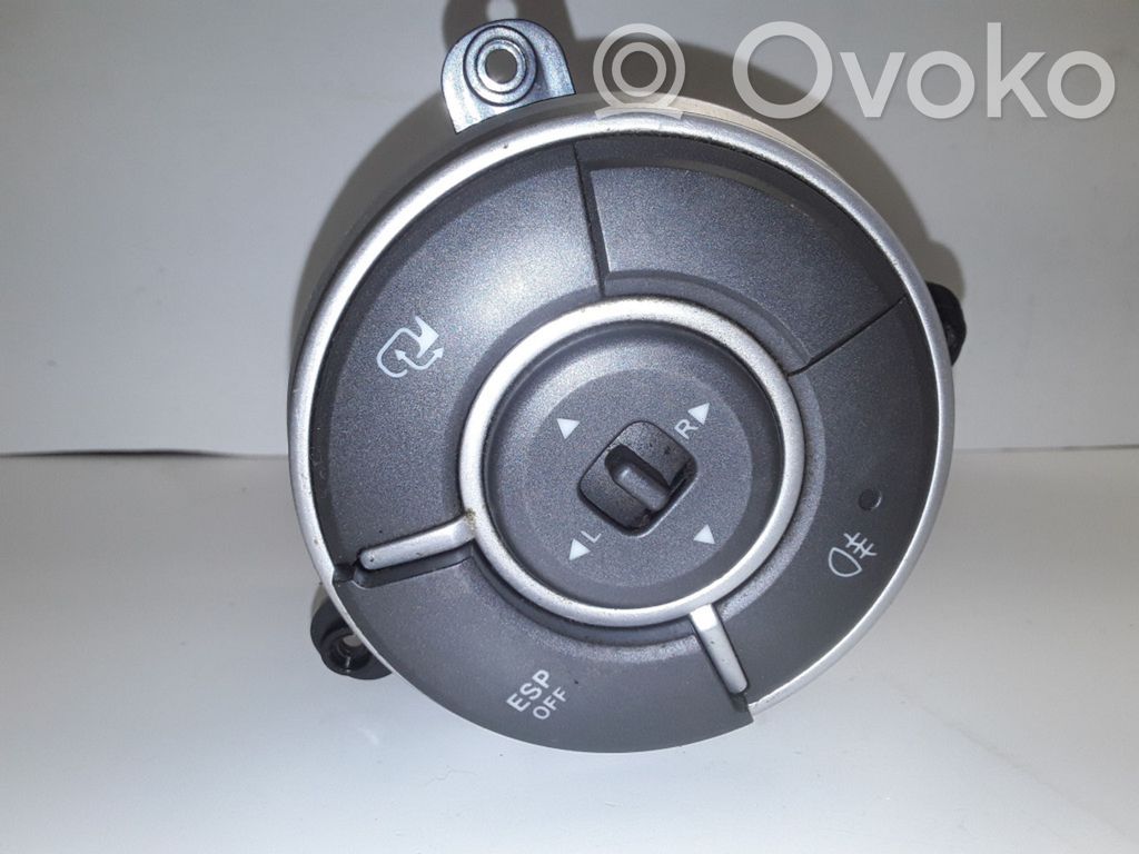 SsangYong Kyron A set of switches 