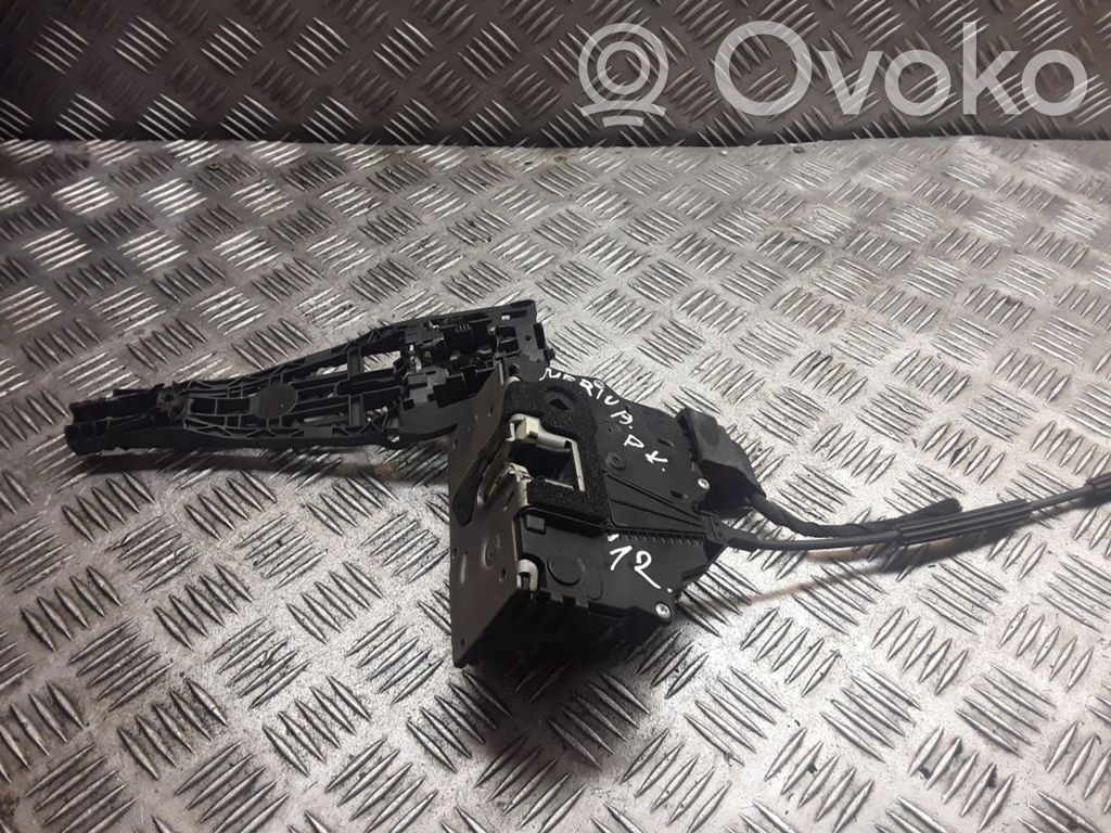 Opel Meriva B Serratura portiera anteriore 