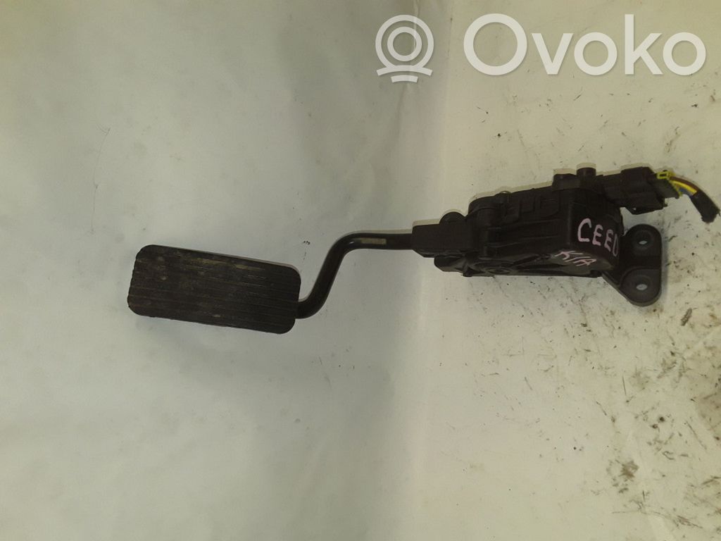 Akceleratoriaus pedalas   061128K0572,PBTGF50,H06