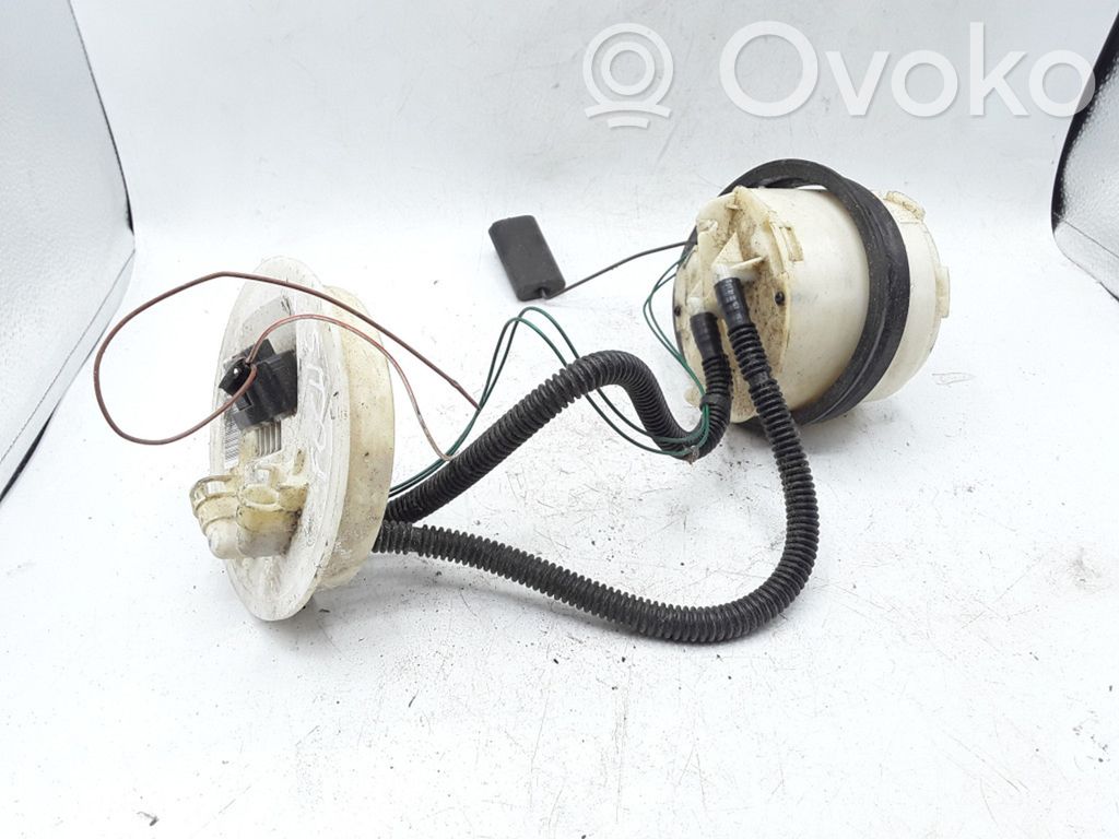 Ford Focus Fuel level sensor 