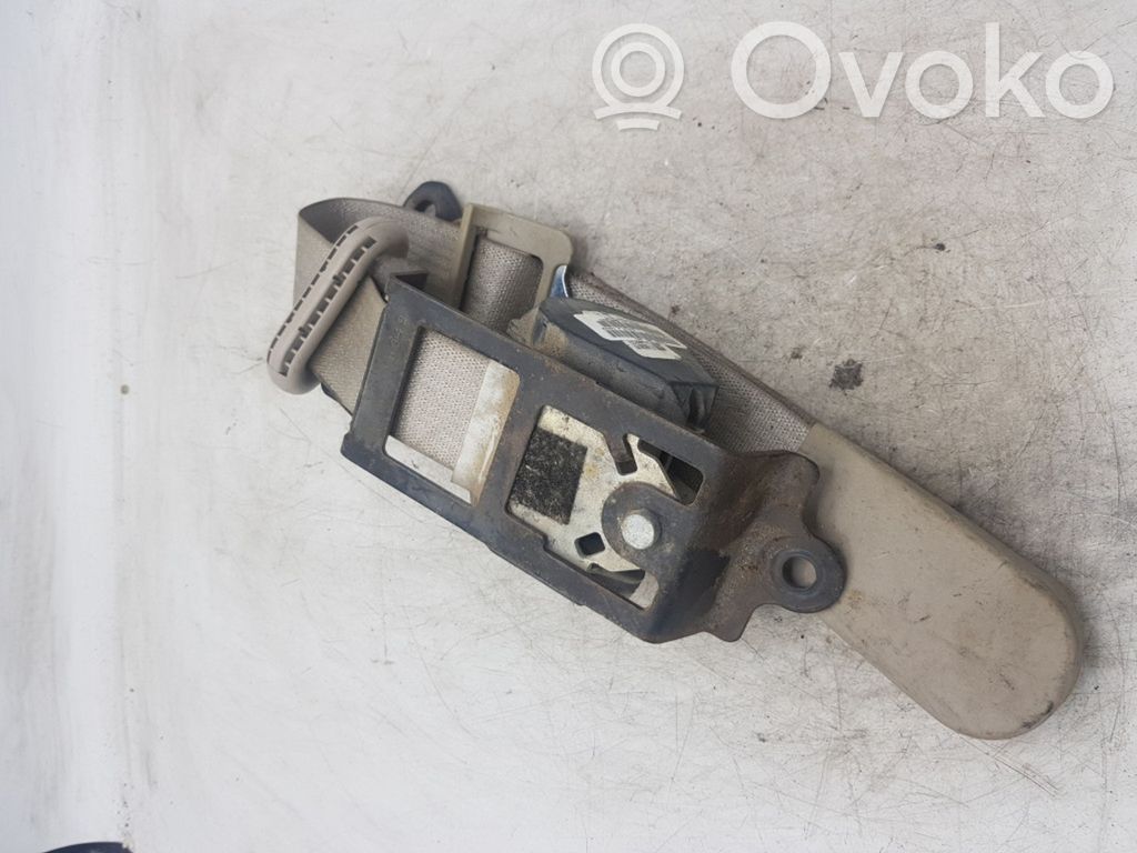 Chrysler Pacifica Rear seatbelt 