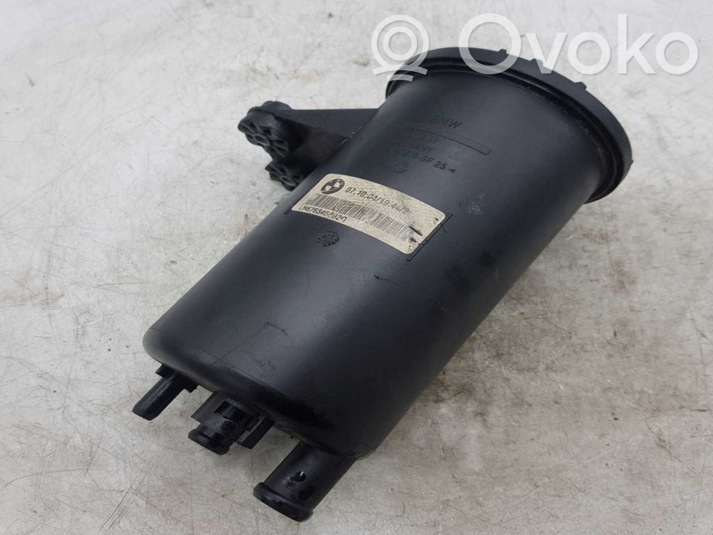 BMW 5 E60 E61 Ohjaustehostimen nestesäiliö 