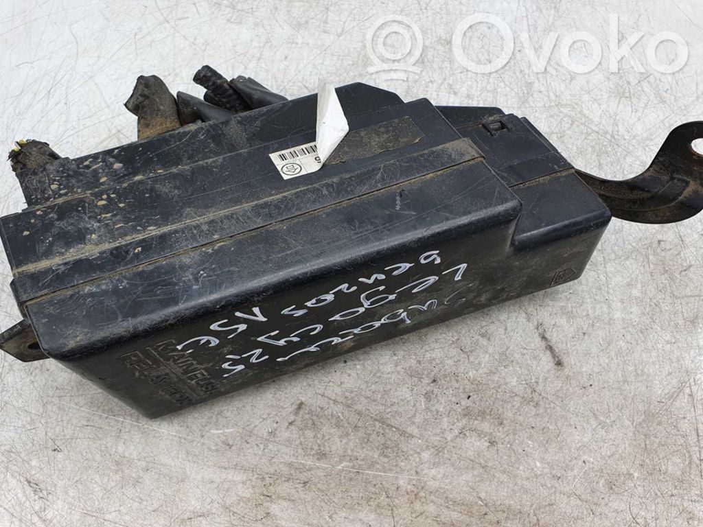 Subaru Legacy Fuse module 