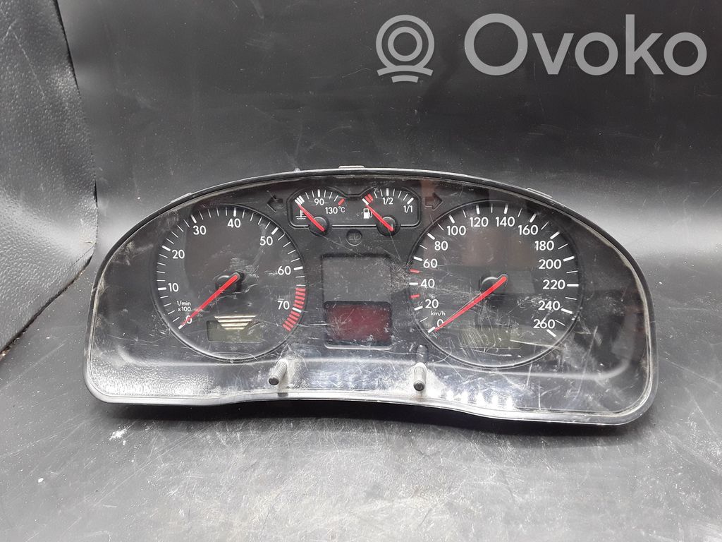 Volkswagen PASSAT B5 Vitezometru (grup de instrumente) 