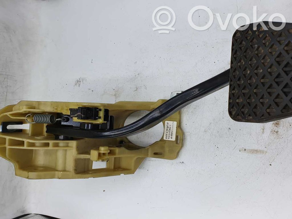 Pedal de embrague   675994707,400529