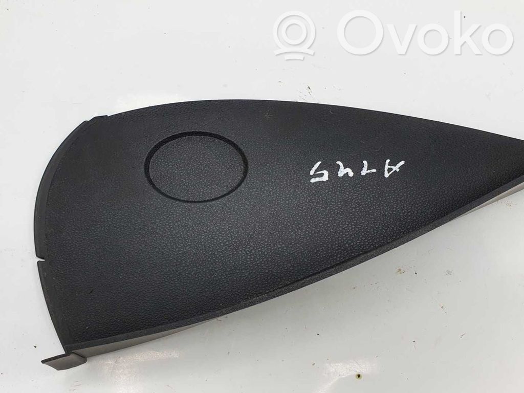 BMW 1 E81 E87 Panelės apdailos skydas (šoninis) 