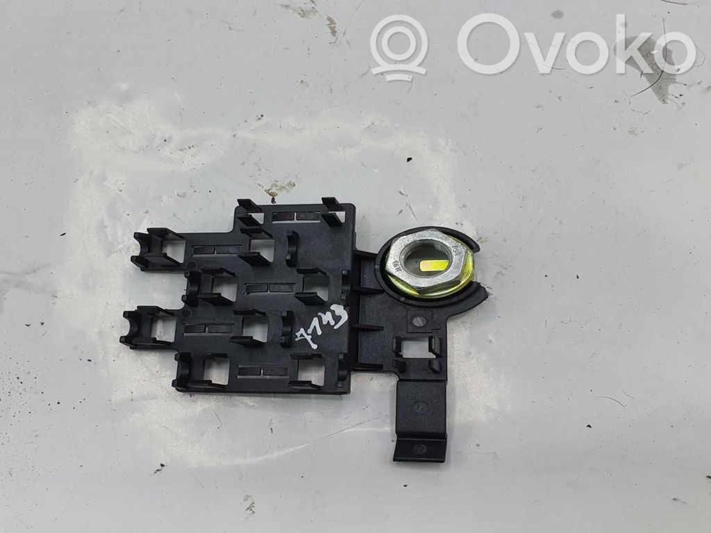 BMW 1 E81 E87 Otros repuestos del interior 