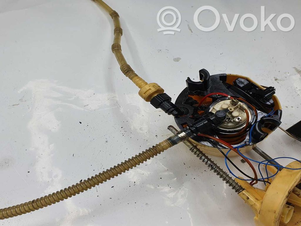 BMW 1 E81 E87 Bomba interna de combustible 