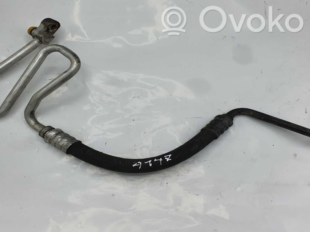 Air conditioning (A/C) pipe/hose   NOCODE
