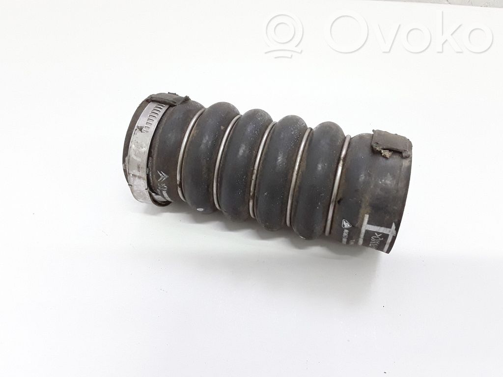 Peugeot 207 Intercooler hose/pipe 