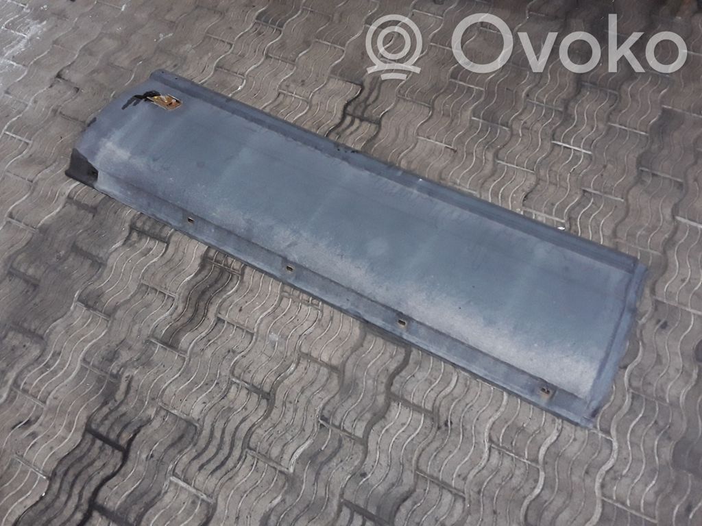 Iveco Daily 35 - 40.10 Mască ușă față (turnată) 