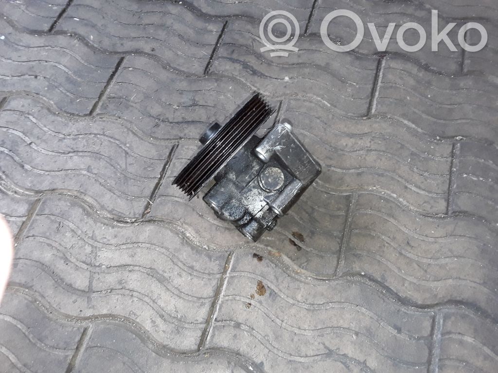 Land Rover Freelander 2 - LR2 Servopumpe 