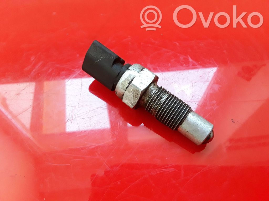 Reversing light switch sensor   90FG15520A