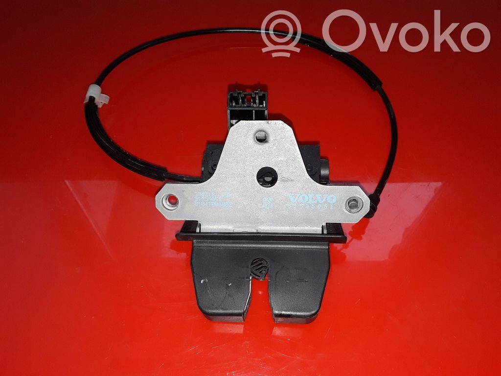 Volvo S60 Zamek klapy tylnej / bagażnika