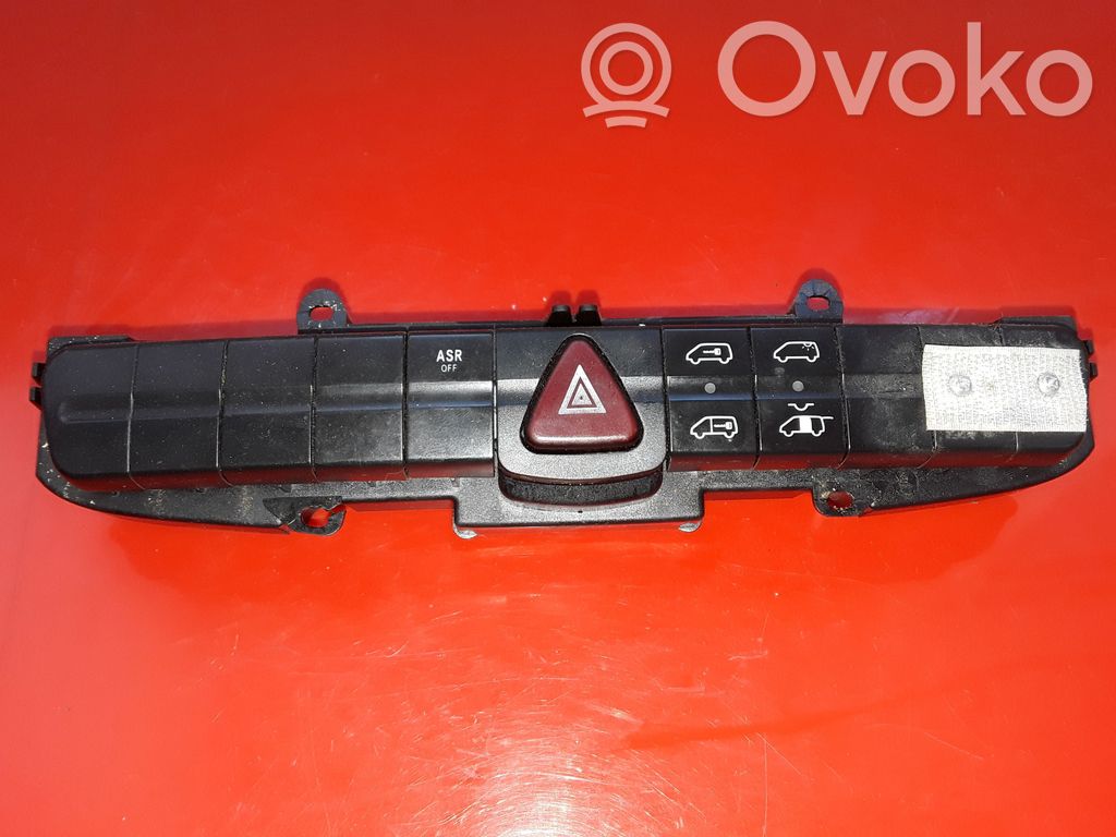 Mercedes-Benz Vito Viano W639 Interruttore luci di emergenza