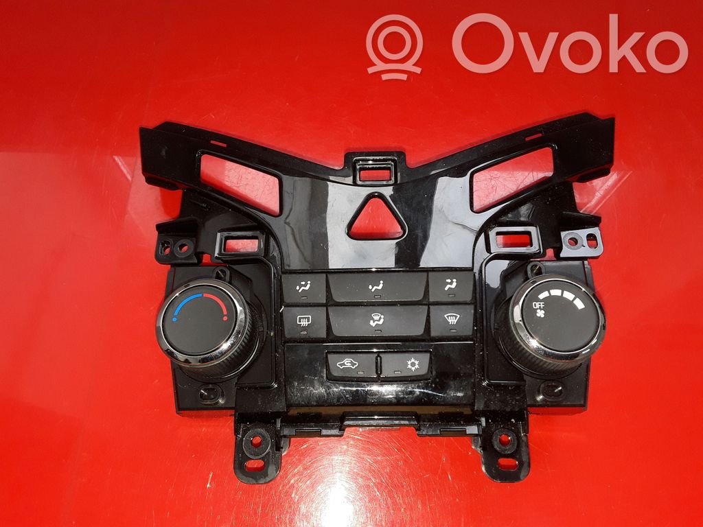 Chevrolet Cruze Climate control unit 