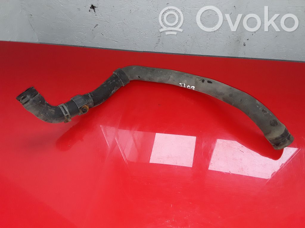 Volkswagen Polo IV 9N3 Tubo flessibile del liquido di raffreddamento del motore 