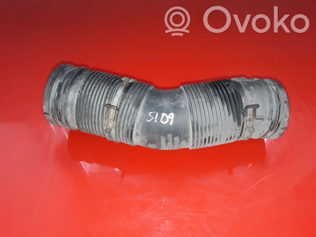 Volkswagen Polo IV 9N3 Ilmanoton kanavan osa