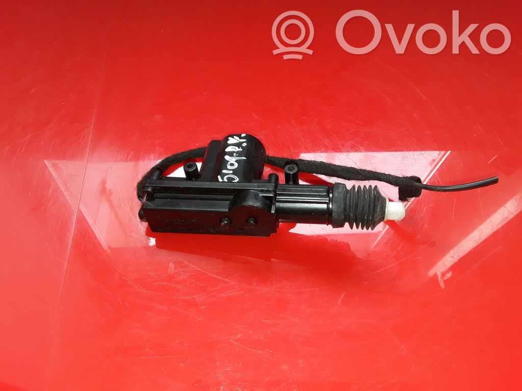 Volkswagen Polo IV 9N3 Moteur verrouillage centralisé