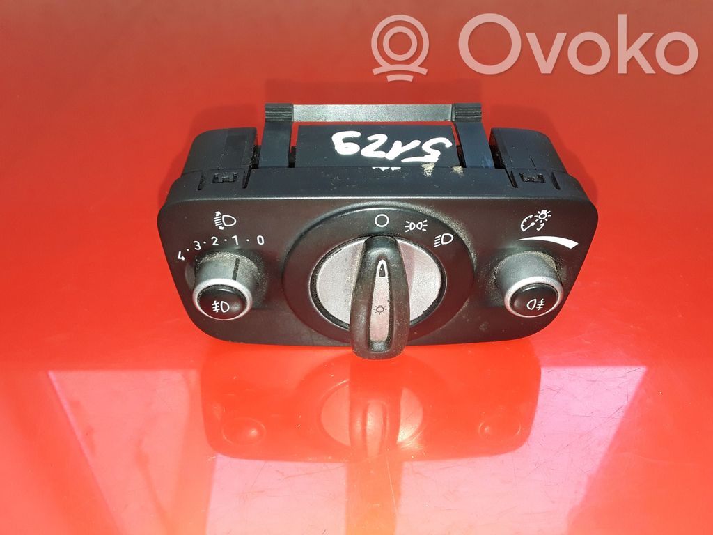 Ford Mondeo MK IV Light switch 