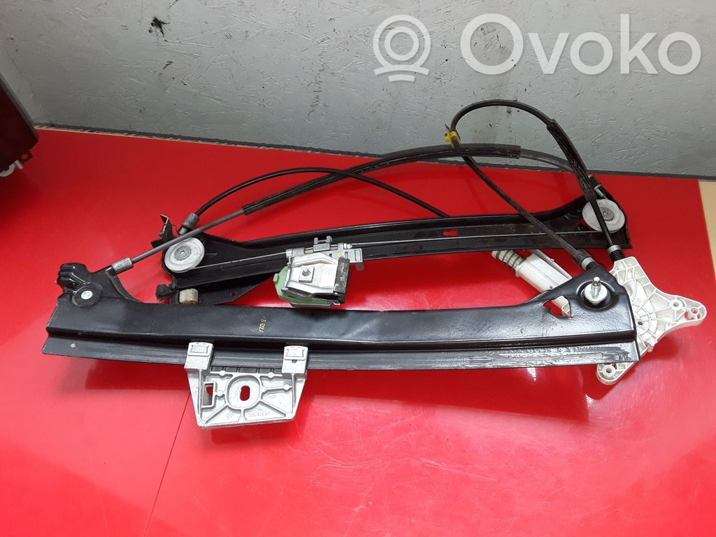 Mercedes-Benz CLK A209 C209 Mechanizm podnoszenia szyby przedniej bez silnika 