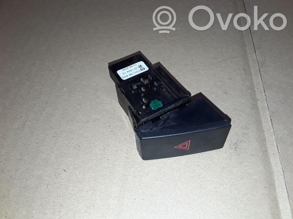 Mazda CX-9 Hazard light switch 