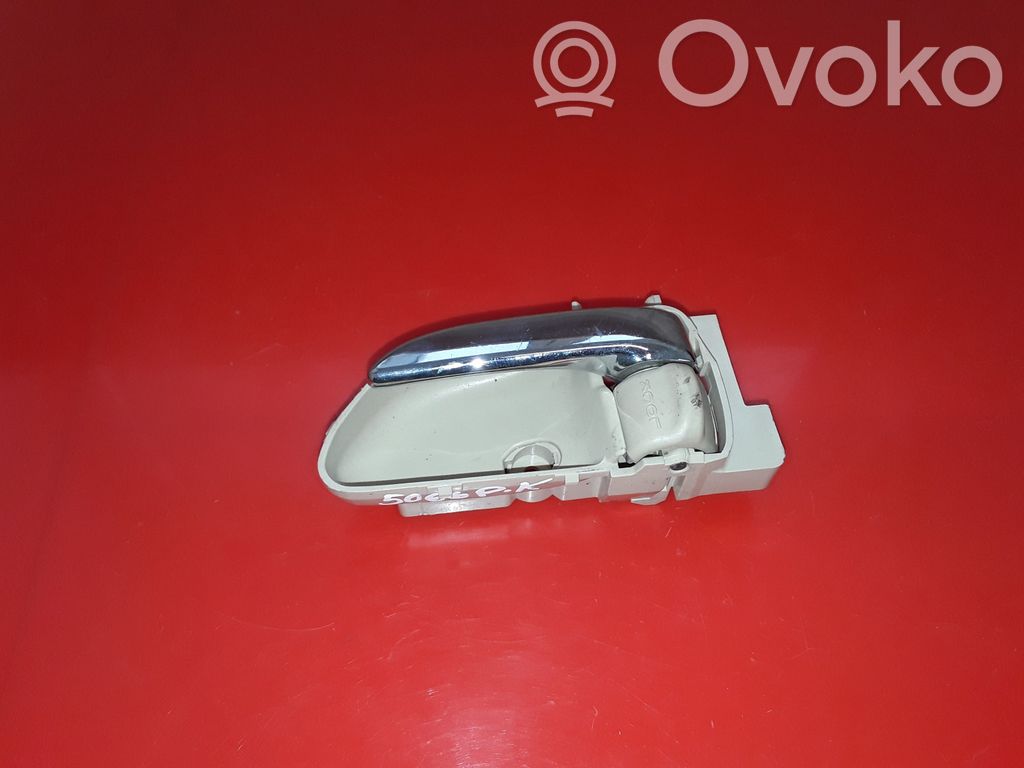 Subaru Tribeca Manecilla interna puerta delantera 