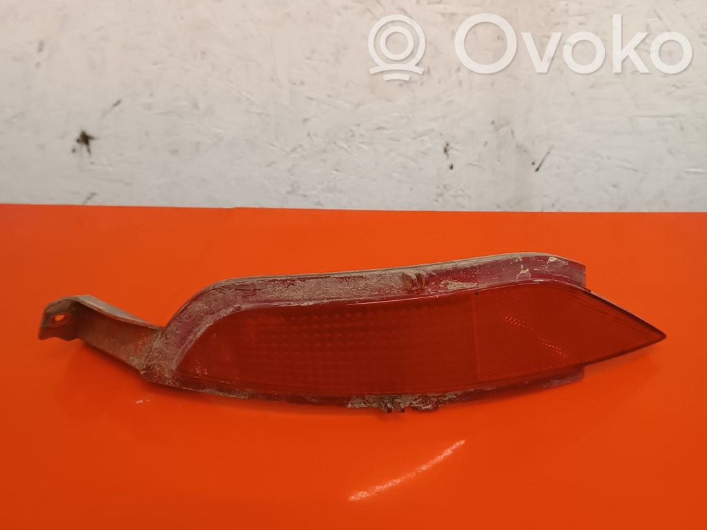 Odblask lampy tylnej   8A6117A849AB