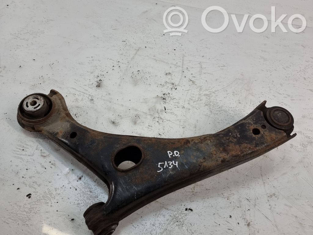 Chrysler Grand Voyager V Fourchette, bras de suspension inférieur avant