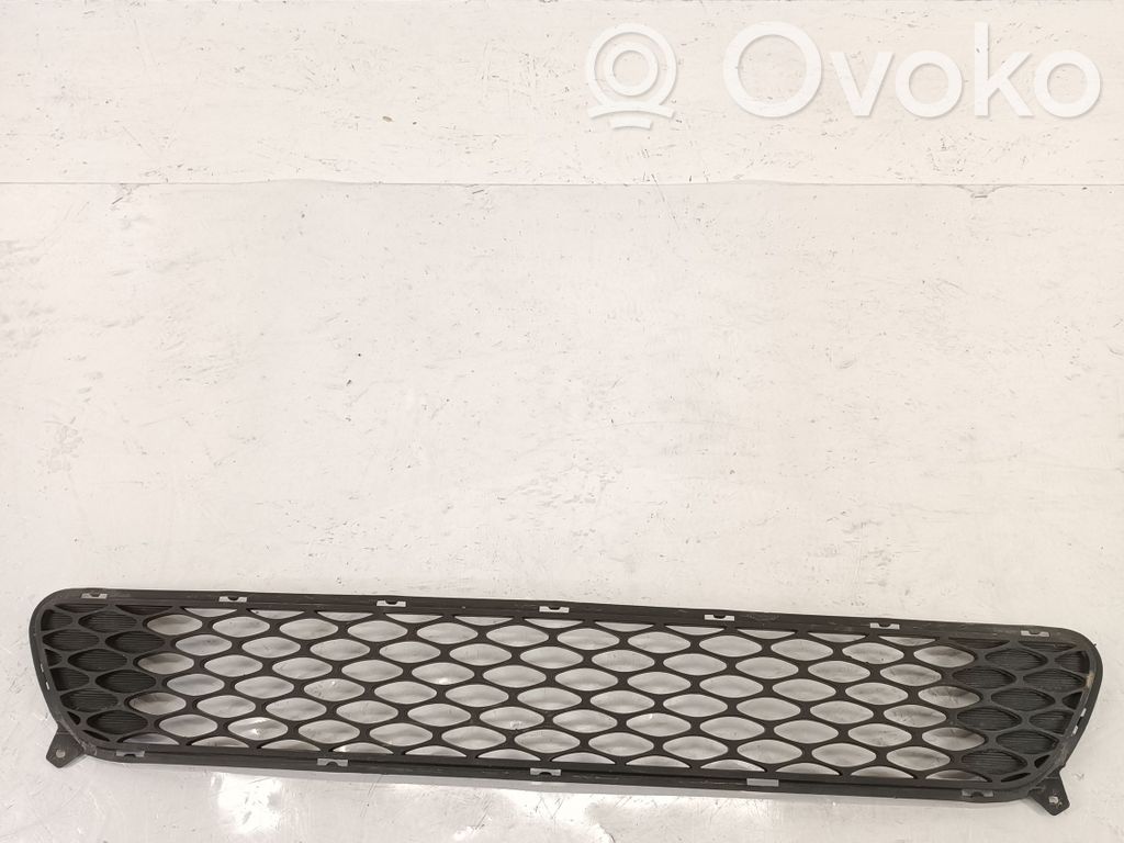 Front bumper lower grill   NOCODE