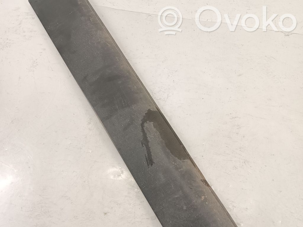 Audi Q7 4L Rivestimento della portiera anteriore (modanatura)