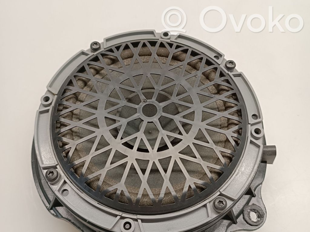 Takaoven kaiutin   NOCODE