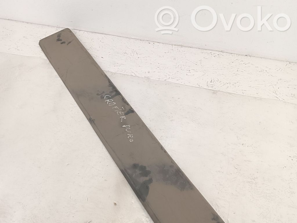 Volkswagen Crafter Rivestimento della portiera anteriore (modanatura)
