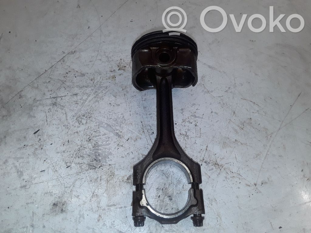 Piston with connecting rod   1432