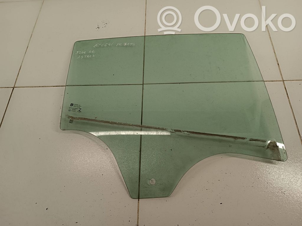 Opel Astra K Vetro del finestrino della portiera posteriore 