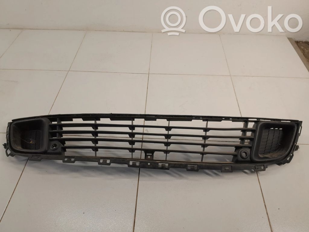 Citroen C5 Mascherina inferiore del paraurti anteriore 
