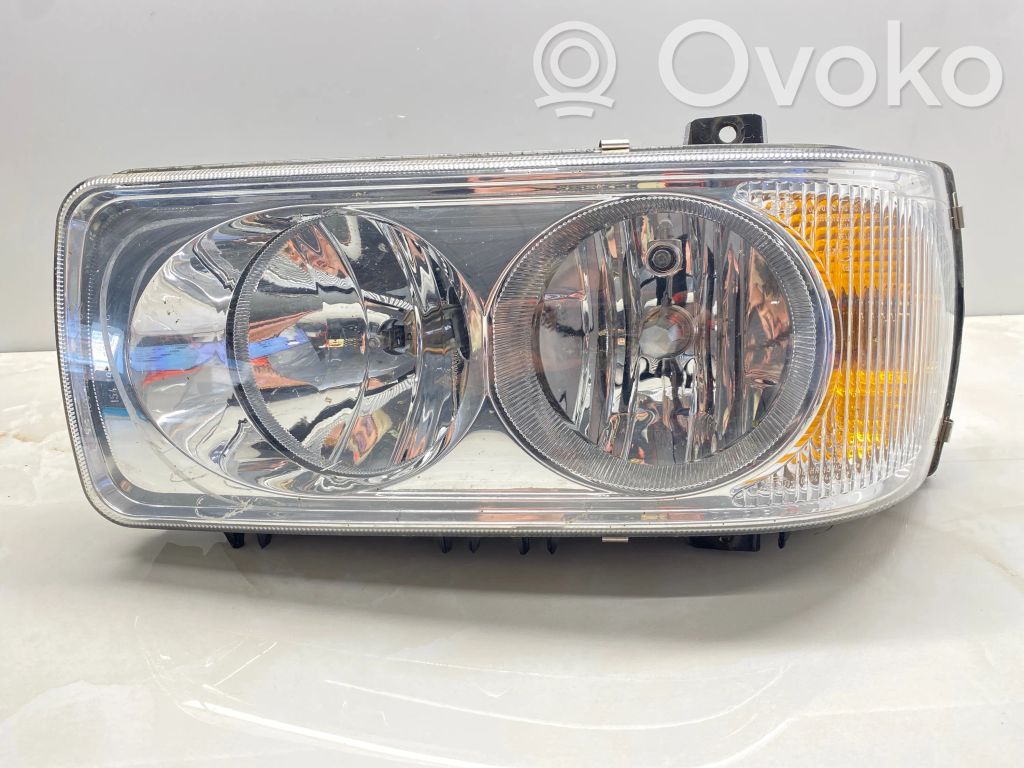 DAF 55 - 66 Phare frontale 