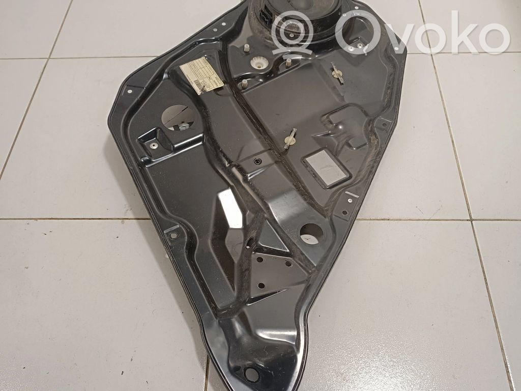 Mercedes-Benz ML W164 Mechanizm podnoszenia szyby tylnej bez silnika 