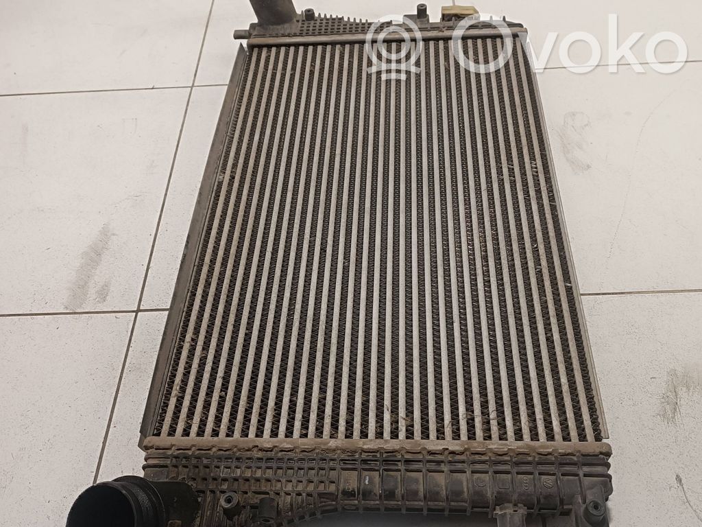 Volkswagen Caddy Radiatore intercooler 