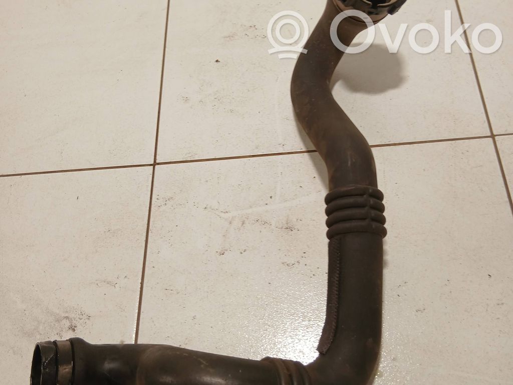 Renault Master III Furtun/conductă intercooler 