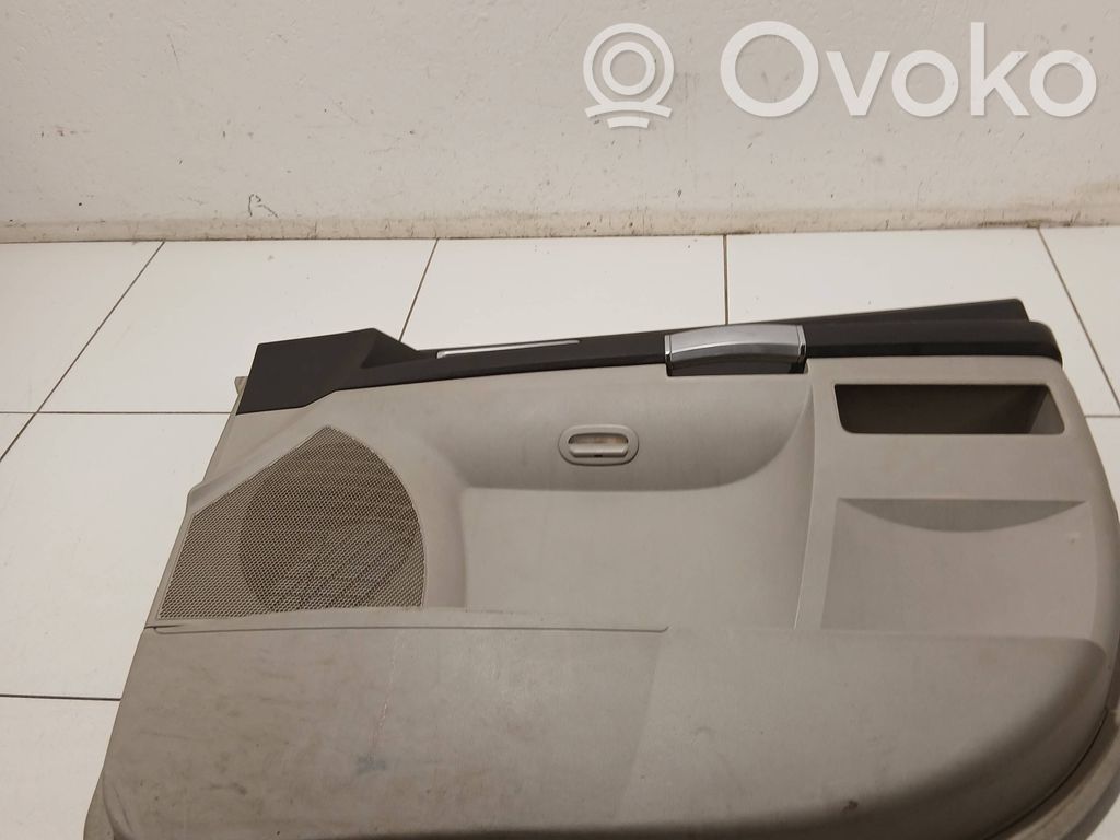 Chrysler Grand Voyager V Boczki / Poszycie drzwi przednich 
