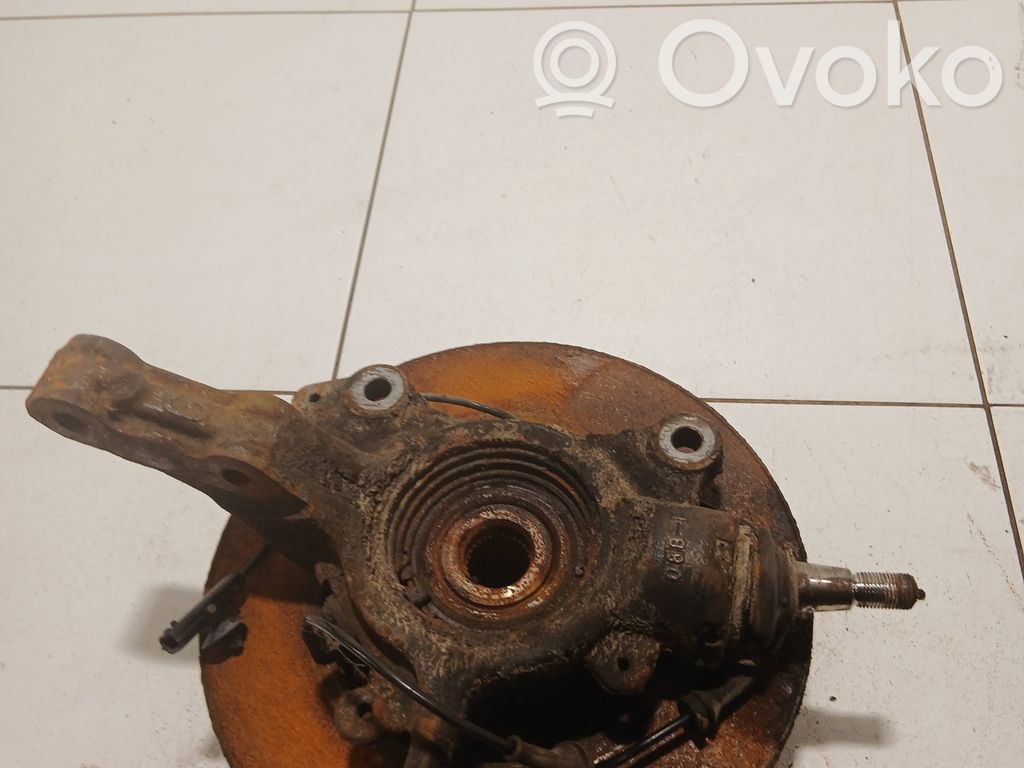Renault Master III Mozzo ruota anteriore 
