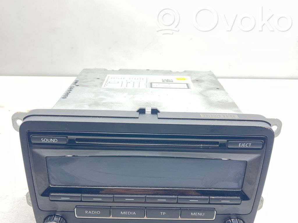 Volkswagen PASSAT B7 Radio / CD-Player / DVD-Player / Navigation 