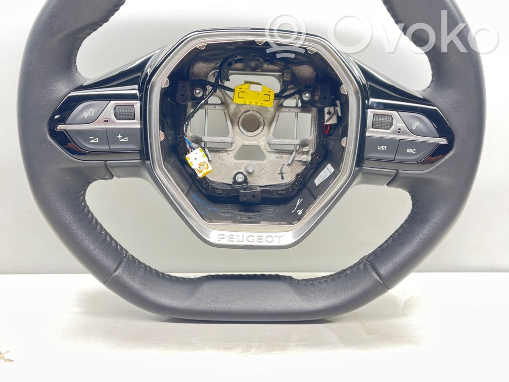 Peugeot 208 II Volan 