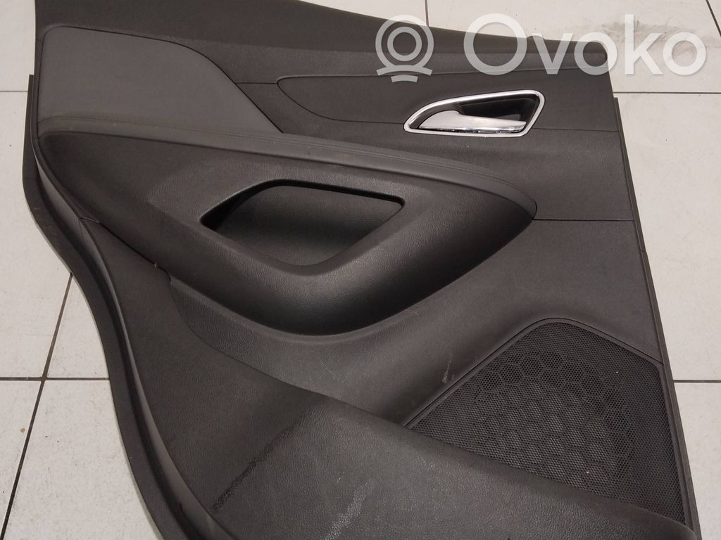 Opel Mokka Rivestimento del pannello della portiera posteriore 