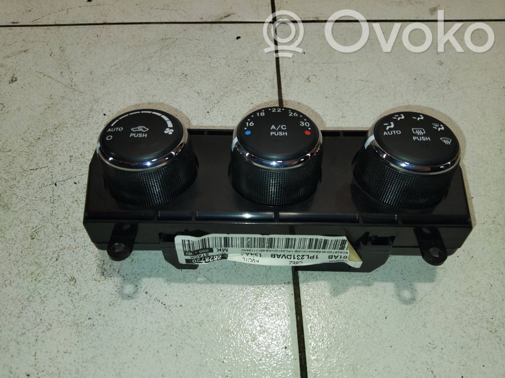 Jeep Compass Climate control unit 