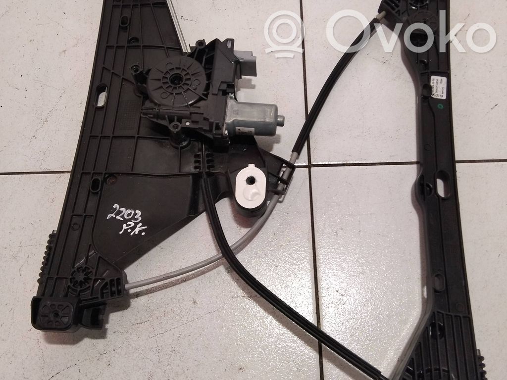 Peugeot 208 II Elektryczny podnośnik szyby drzwi przednich 